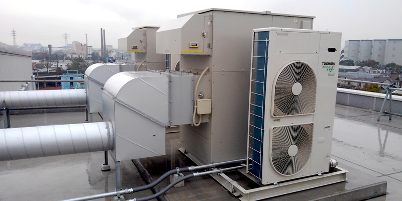 低温作業室における換気対策の省コスト化を実現したECU-1300（冷凍機一体型ユニット）